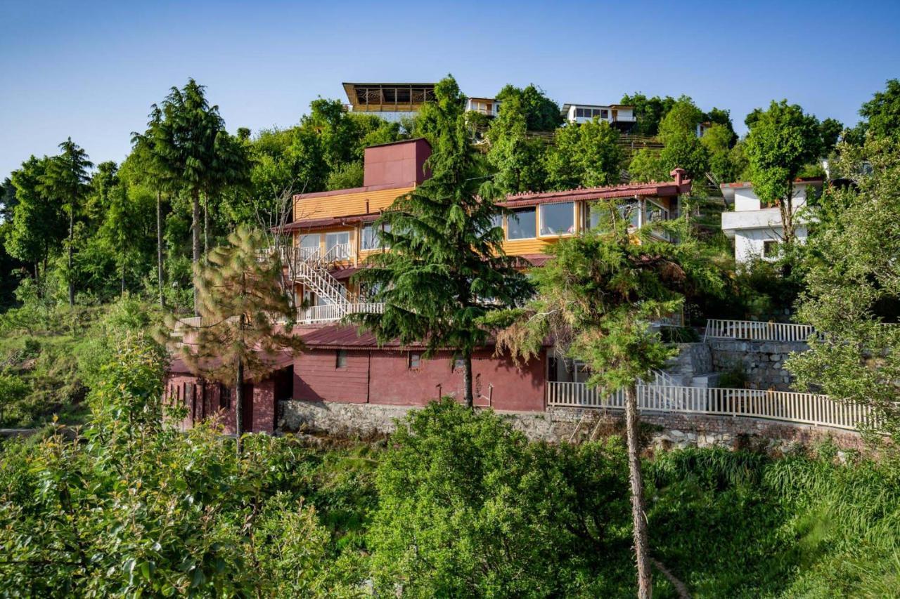 Avalon Cottages, By Leisure